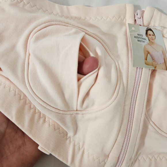 Hands-Free Pumping Bra Adjustable Fit Soft Zipper Closure Mothers - Picture 2 of 7